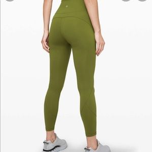 Lululemon In Movement Tight 25"